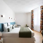 Отель Suzane 3*
