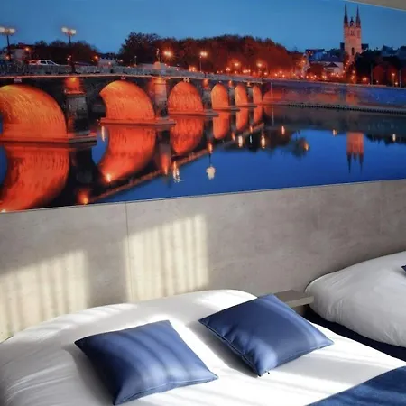 Suzane Hotel Angers