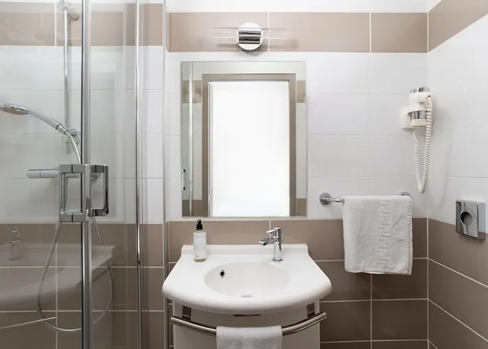 Cit'hotel De L'univers Hotel