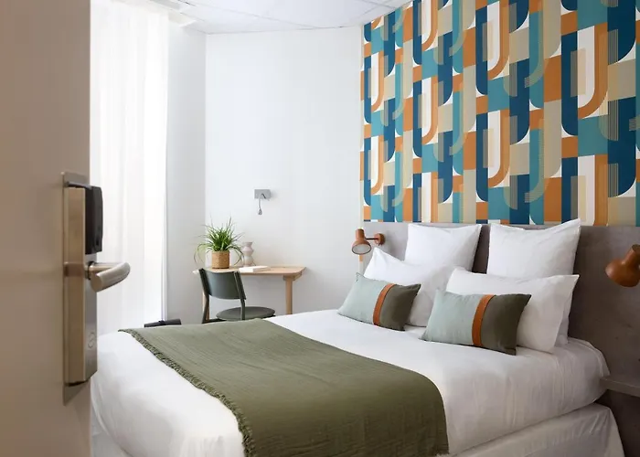 Hotel Cit'hotel De L'univers 3*