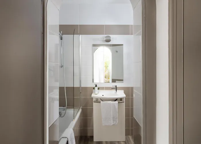 Hotel Cit'hotel De L'univers Angers